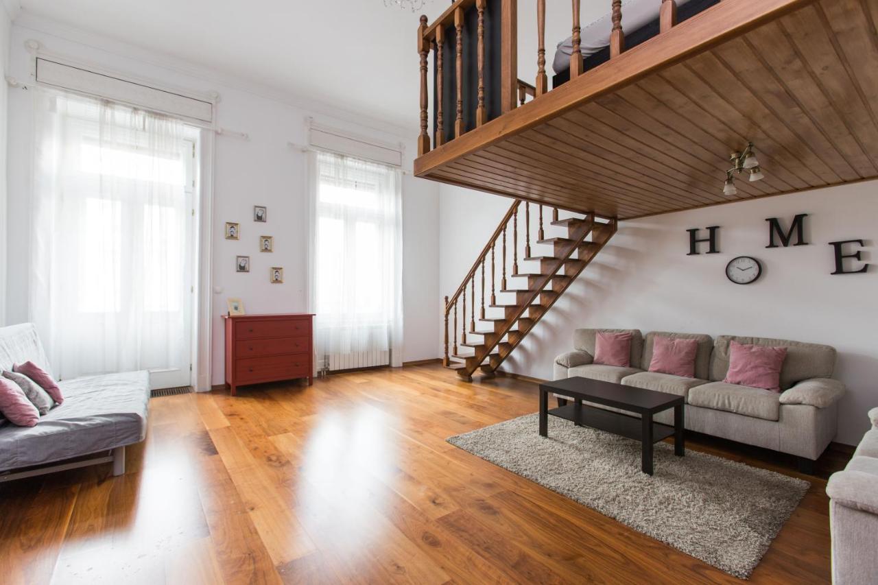 Grand Boulvard Apartment Budapest Esterno foto